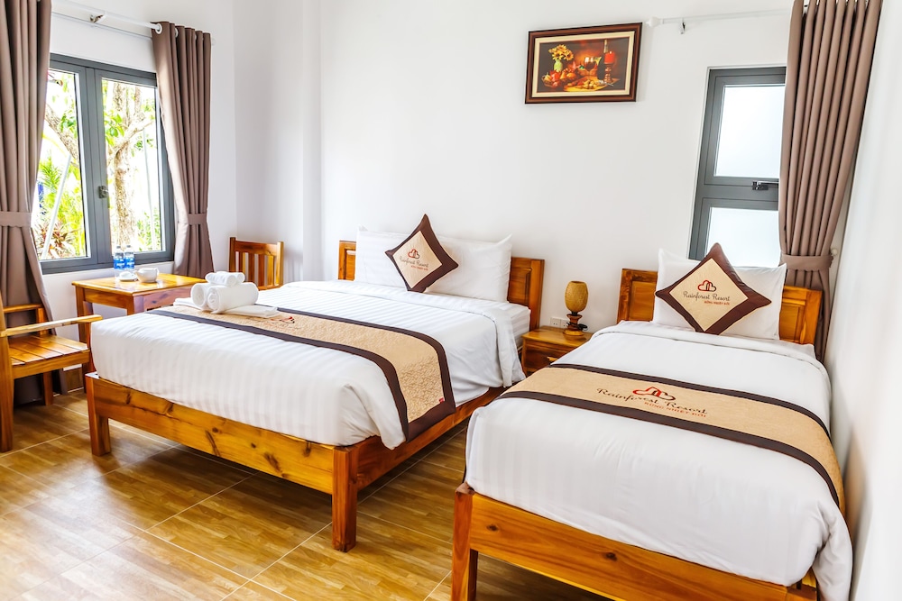 Deluxe Triple Room, Garden View - Photo 1