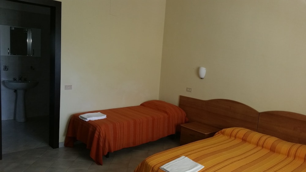 Triple Room photo 3