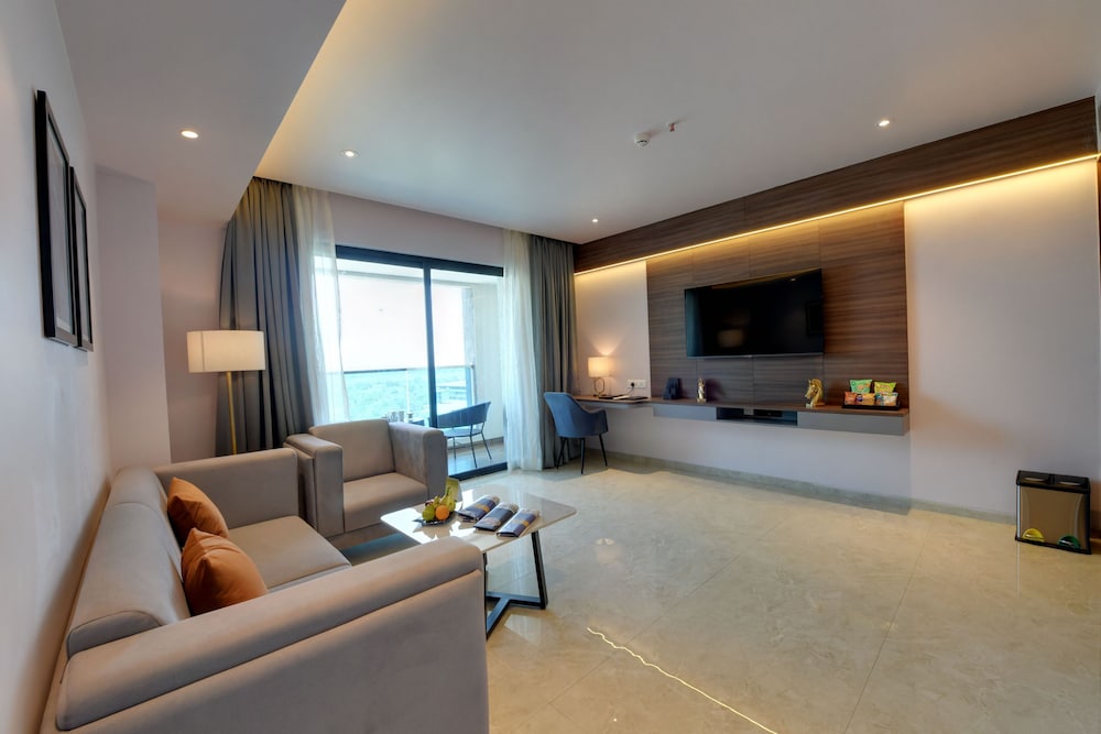 Fern Club Suite photo 2