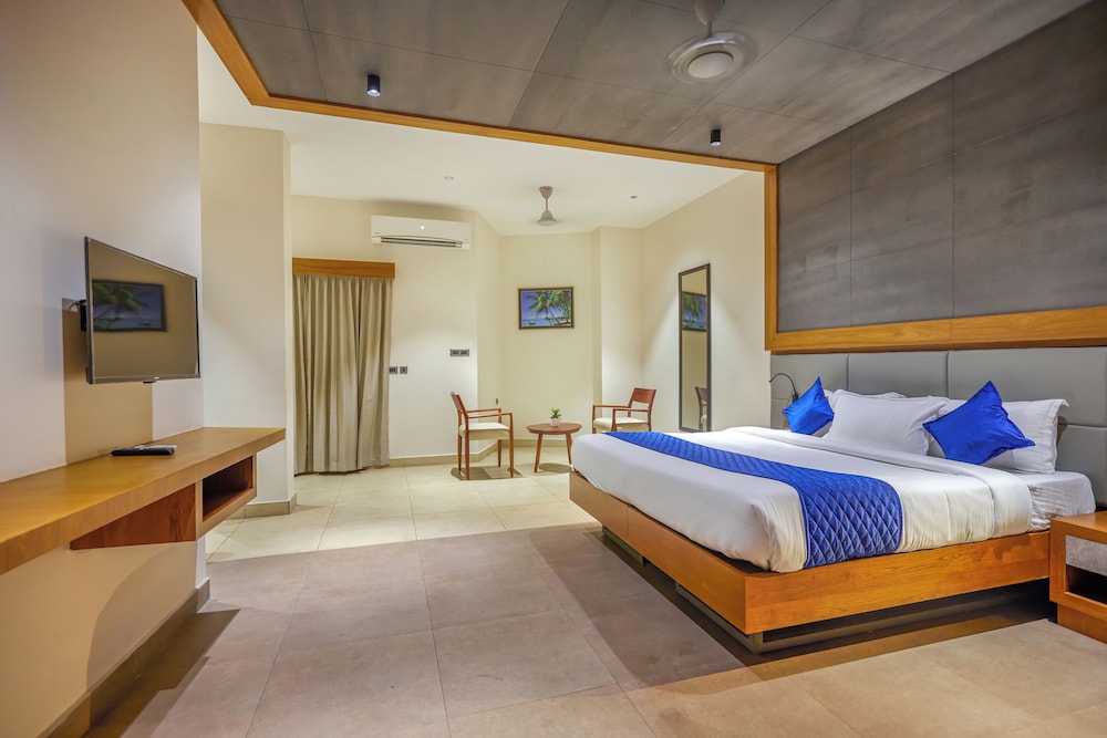 Family Studio Suite, City View