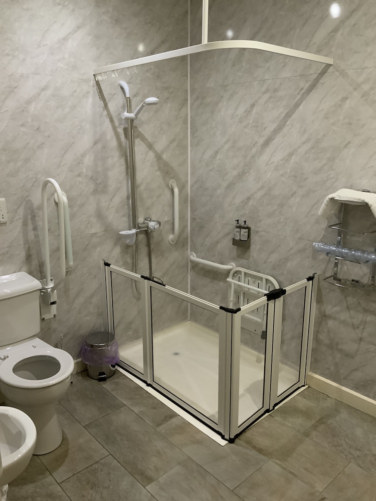 Double Room, Accessible photo 3