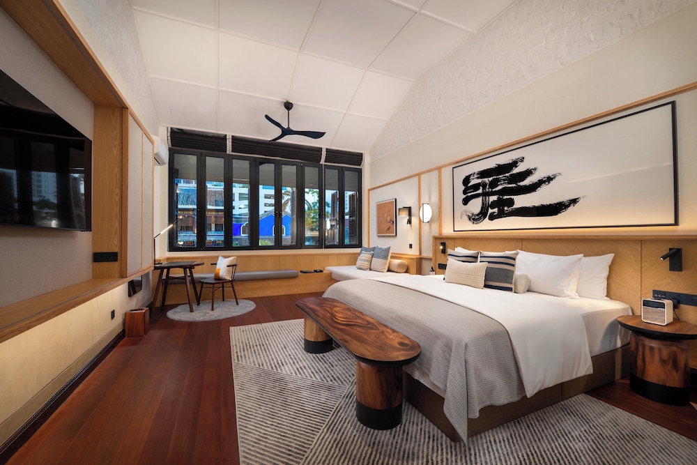 Signature Suites