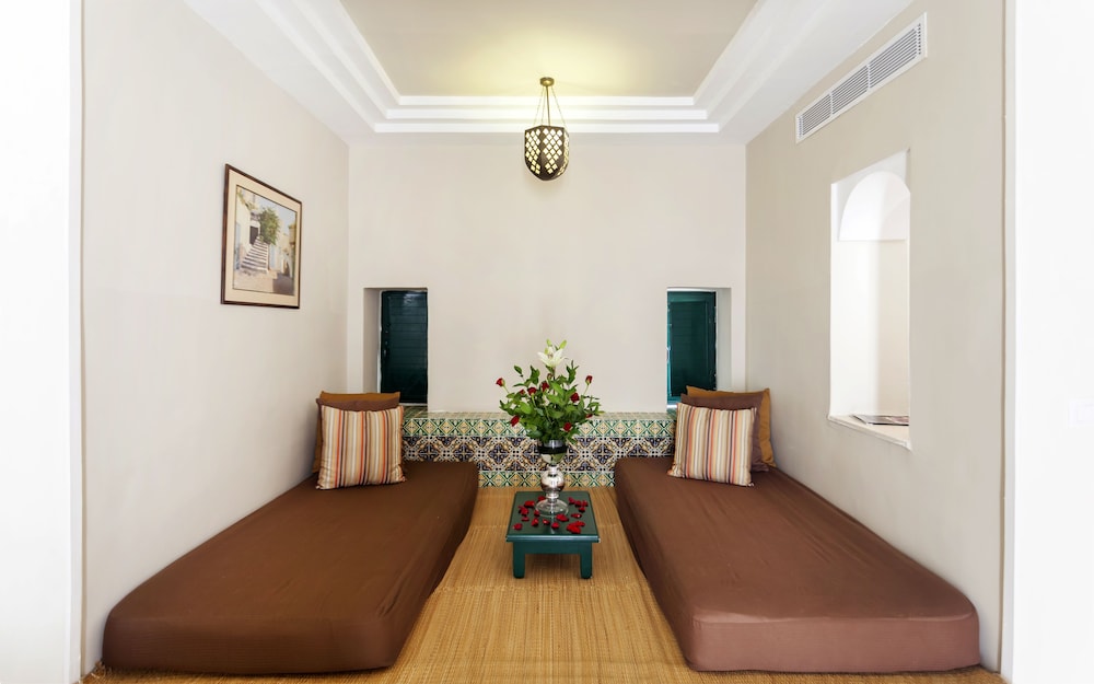 Standard Quadruple Room, Multiple Beds photo 2