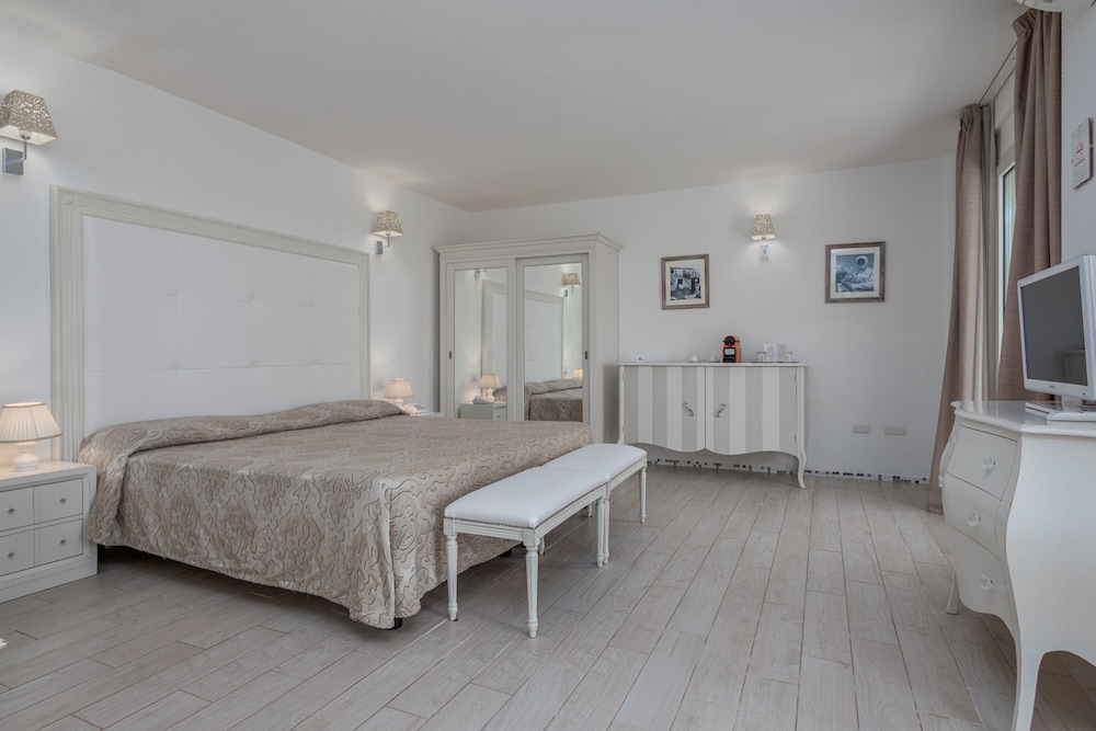 Suite (Rise) - Photo 2