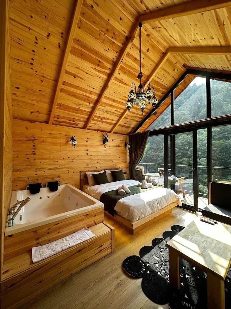 Tree House
