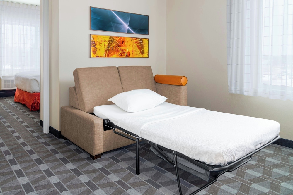 Suite, 1 Bedroom - Photo 3