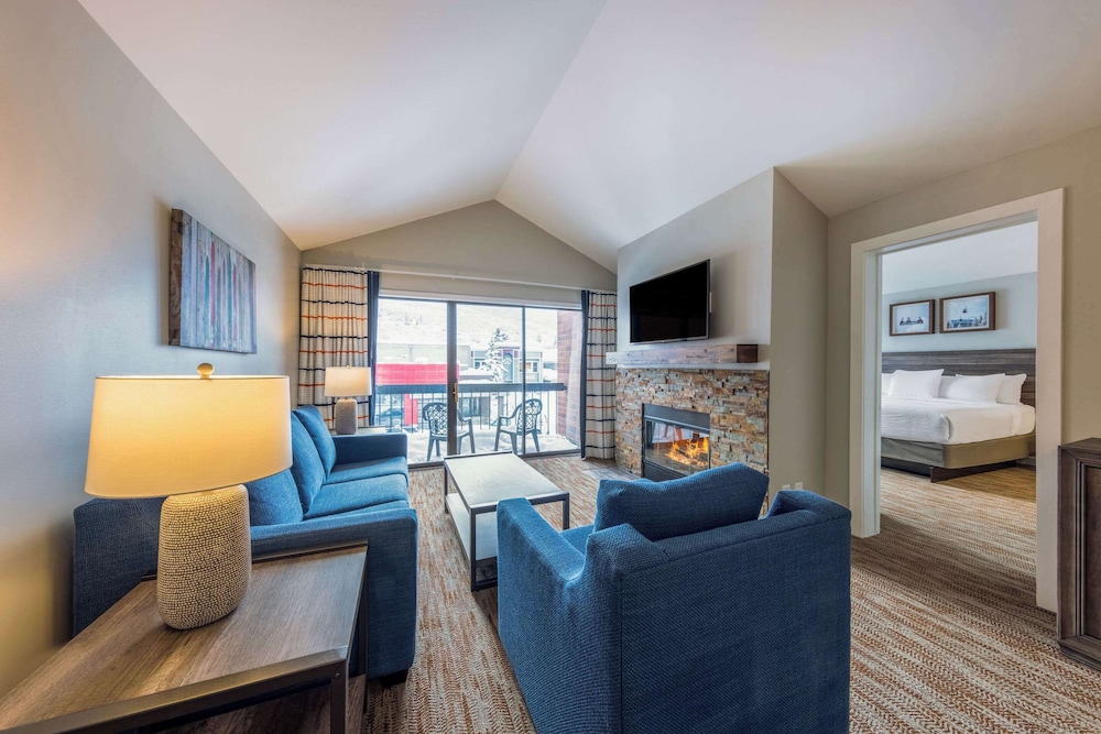One Bedroom Suite, Accessible - Photo 1