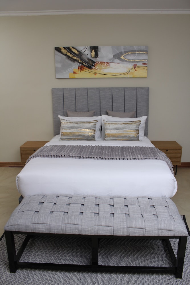 Standard Double Room photo 3