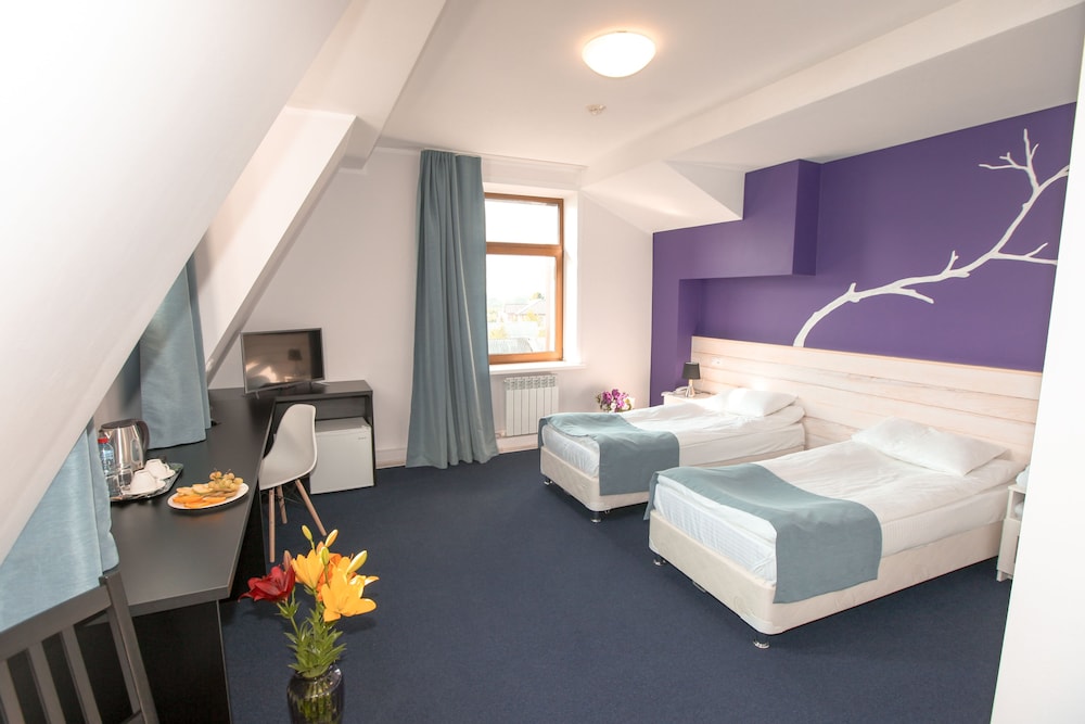 Studio, 1 King Bed, Non Smoking photo 3