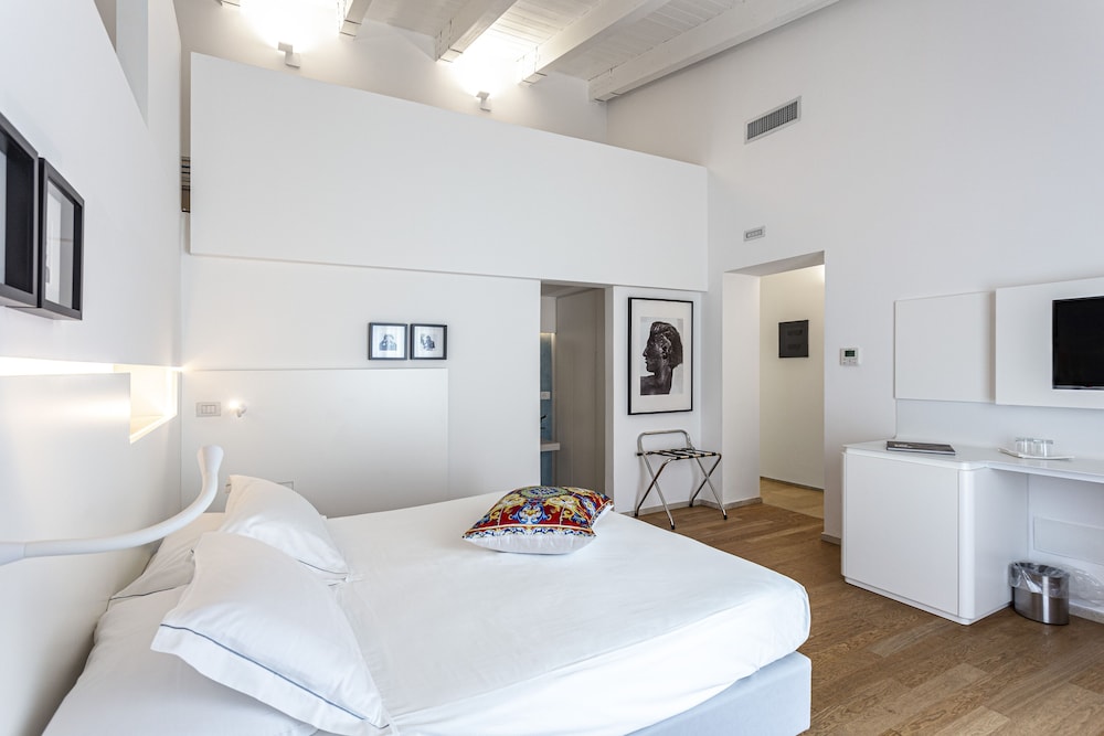 Superior Room, Terrace, Courtyard View photo 2