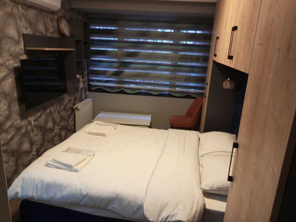 Economy Room photo 3