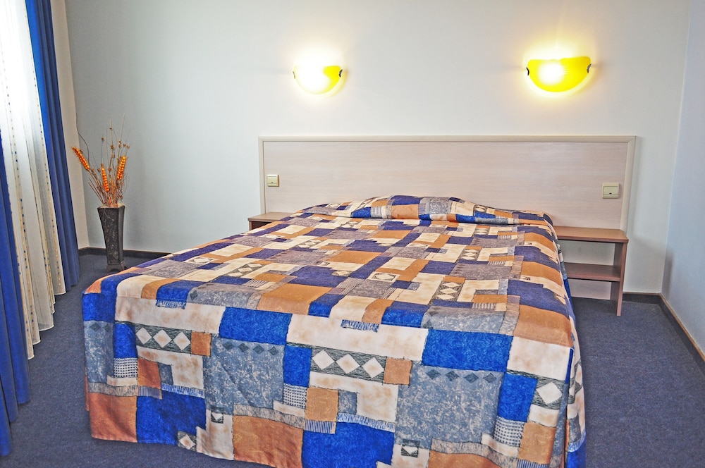 Economy Room photo 1