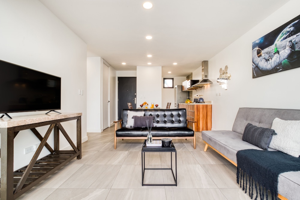 Standard Apartment with Balcony photo 2
