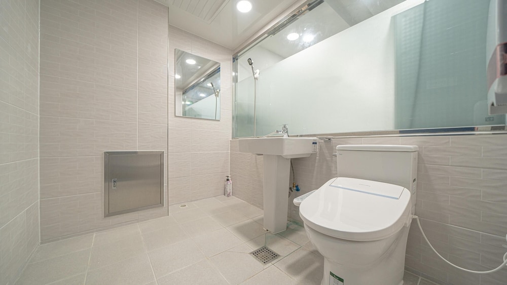 Basic Room, 1 Bedroom (Kids3 (spa)) - Photo 3