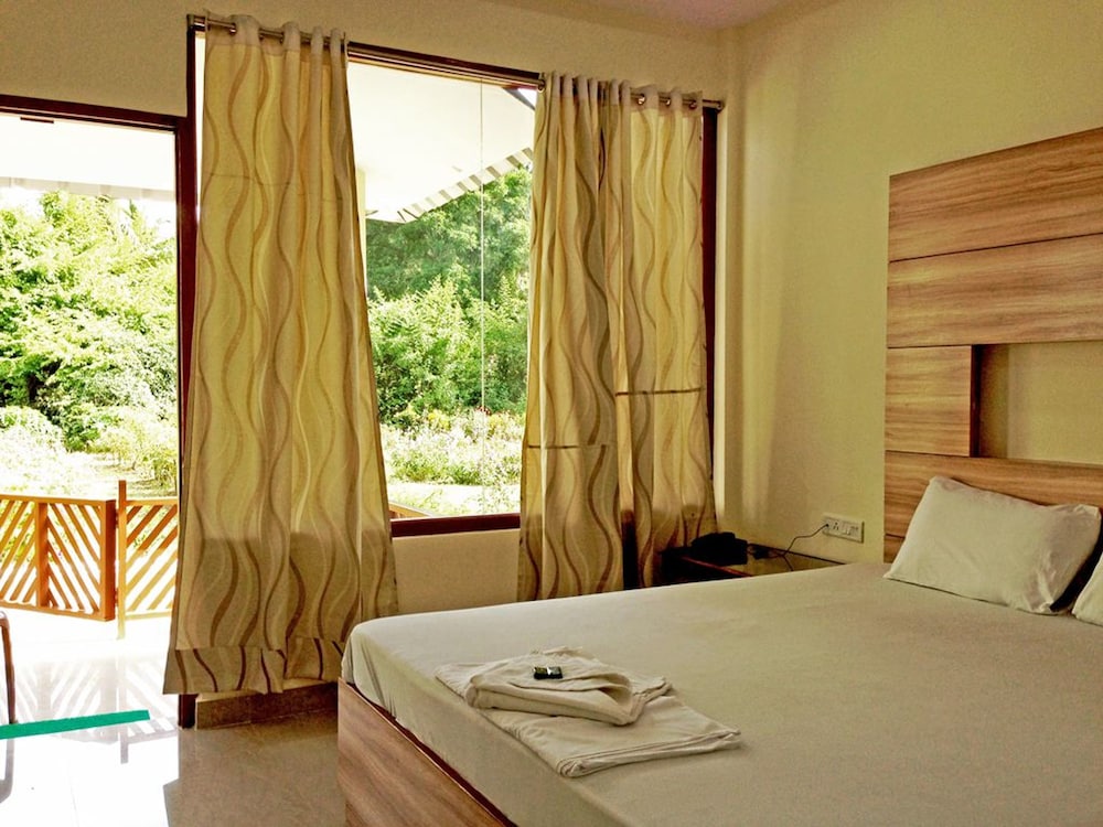 Deluxe Double Room, 1 Double Bed, Non Smoking photo 1