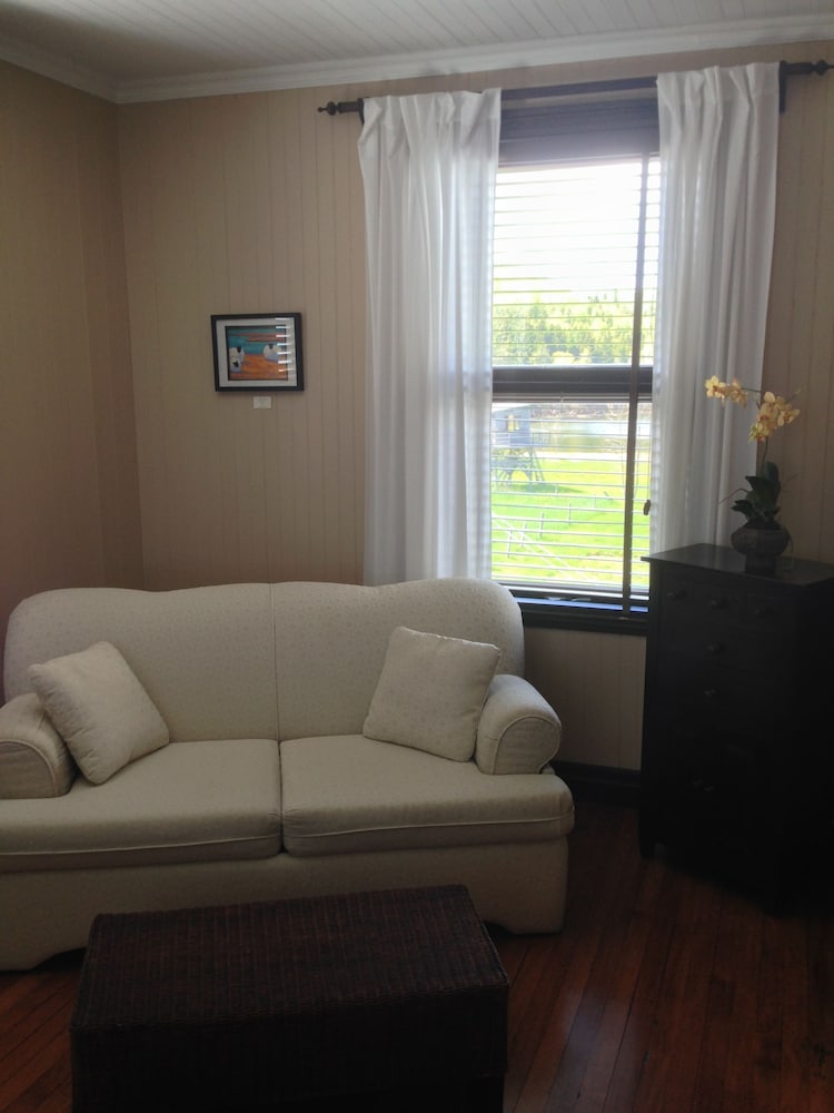 Family Room, 1 Queen Bed With Sofa Bed, Sea View (3) photo 3