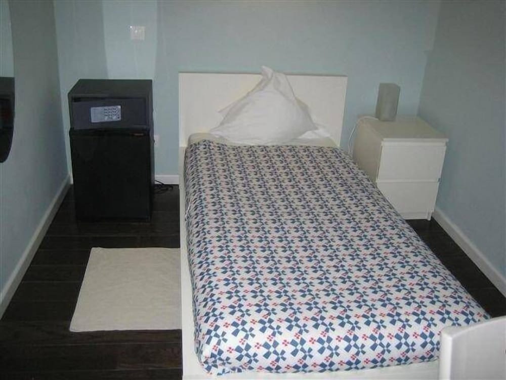 Single Room - Photo 4