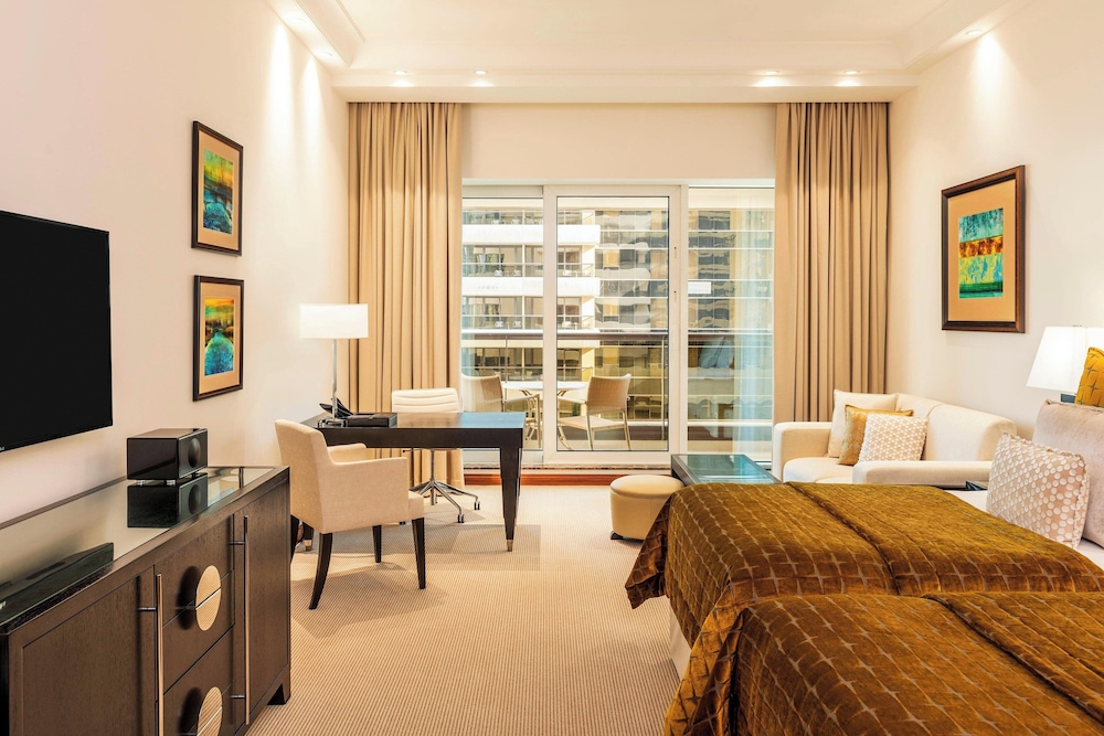 Premier Room, 1 Twin Bed thumbnail 6