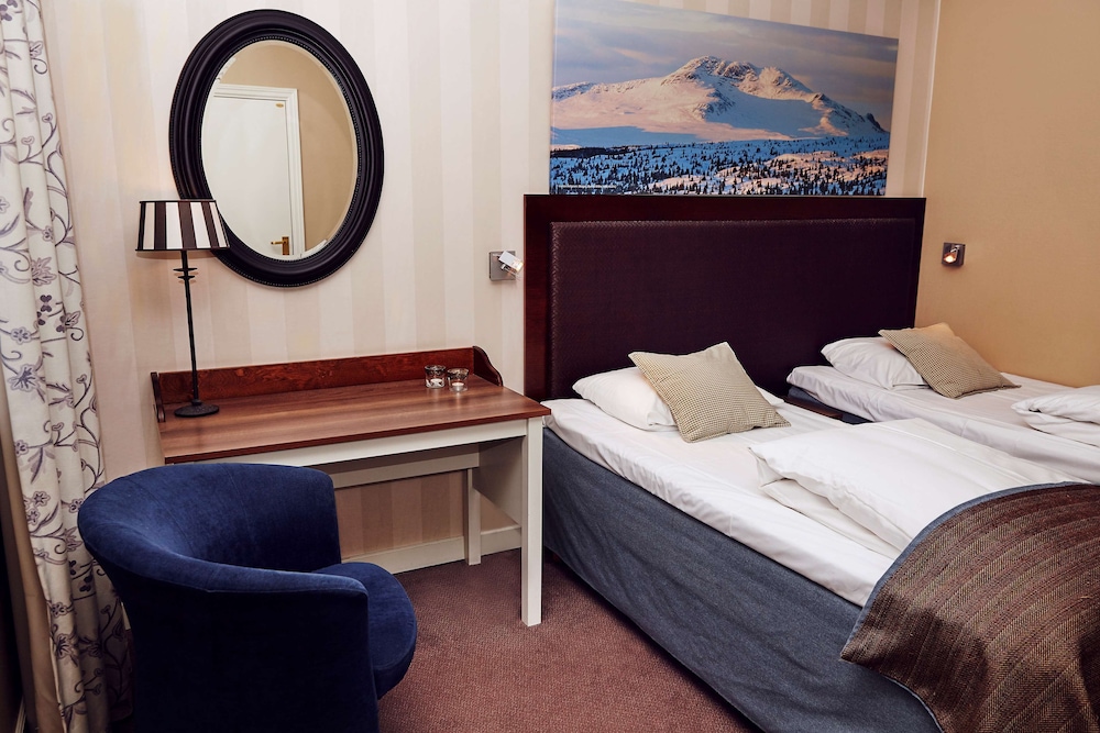 Standard Twin Room - Photo 3