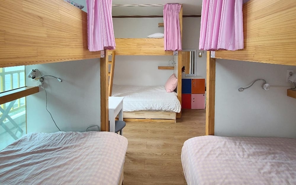Room (Ocean View Unshared House For 3-6 peo) photo 2