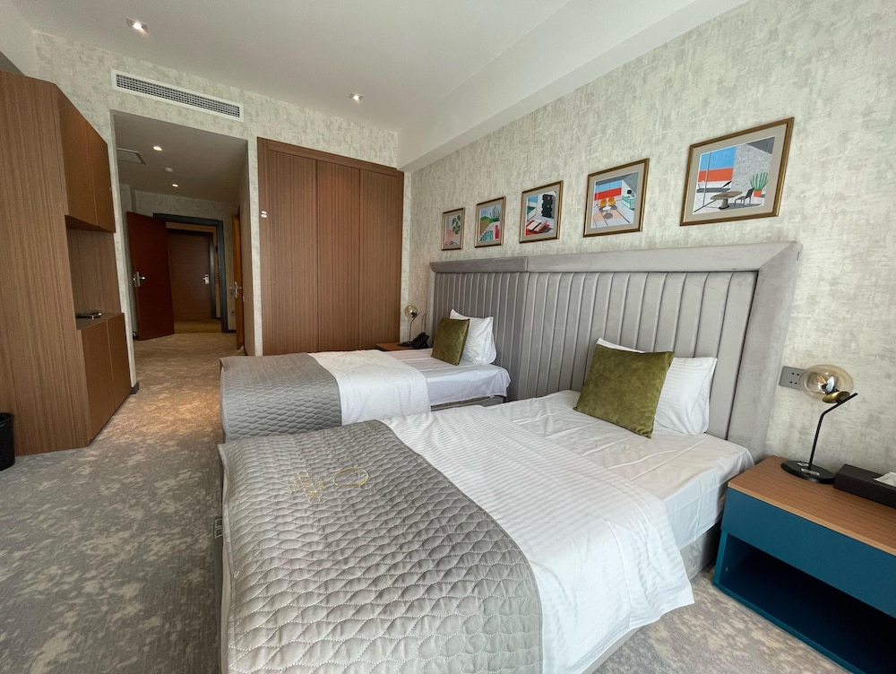 Deluxe Twin Room with Mountain View photo 1