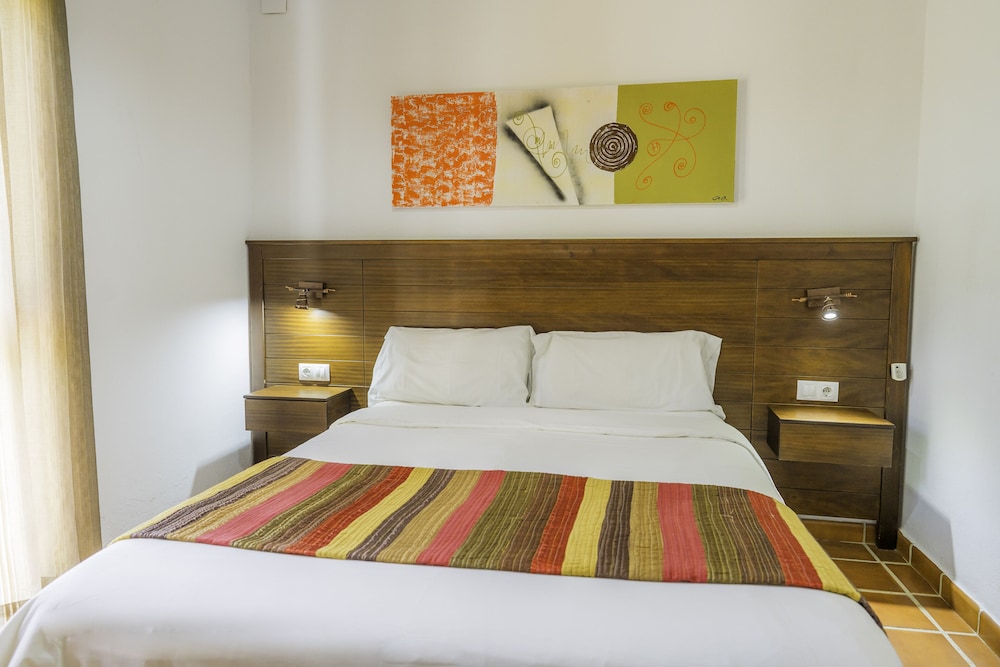 Apartment, 1 Bedroom, Terrace, Mountain View - Photo 4
