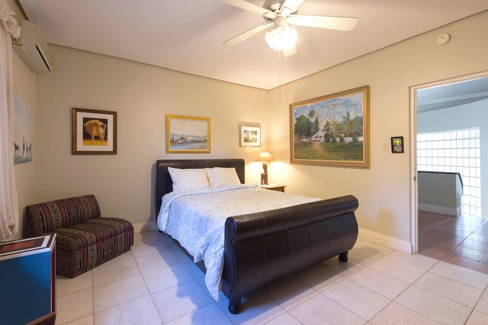 Standard Room photo 3
