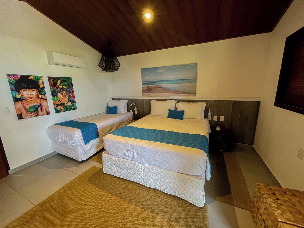 Deluxe Bungalow photo 2