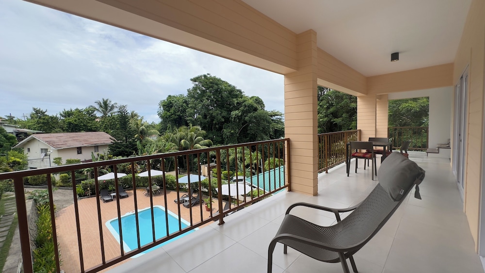 Apartment, Pool View photo 3