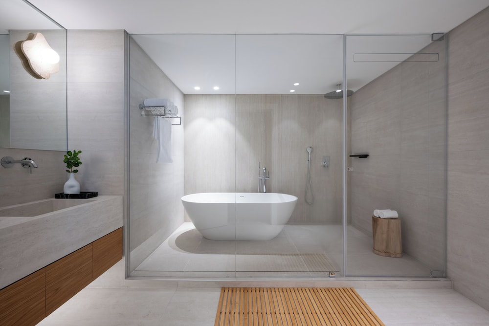 Executive Studio Suite