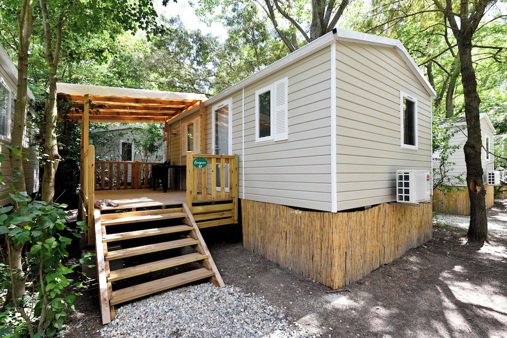 Comfort mobile home for 4/6 people photo 3