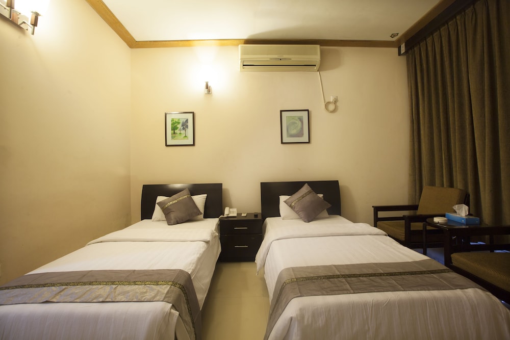 Premier Twin Room