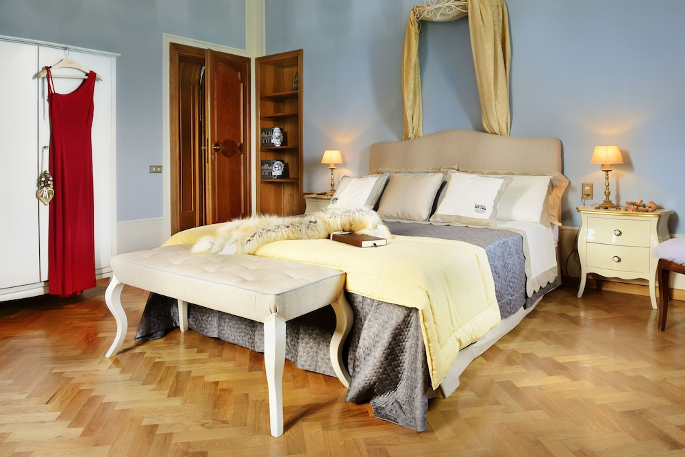Deluxe Double Room photo 3