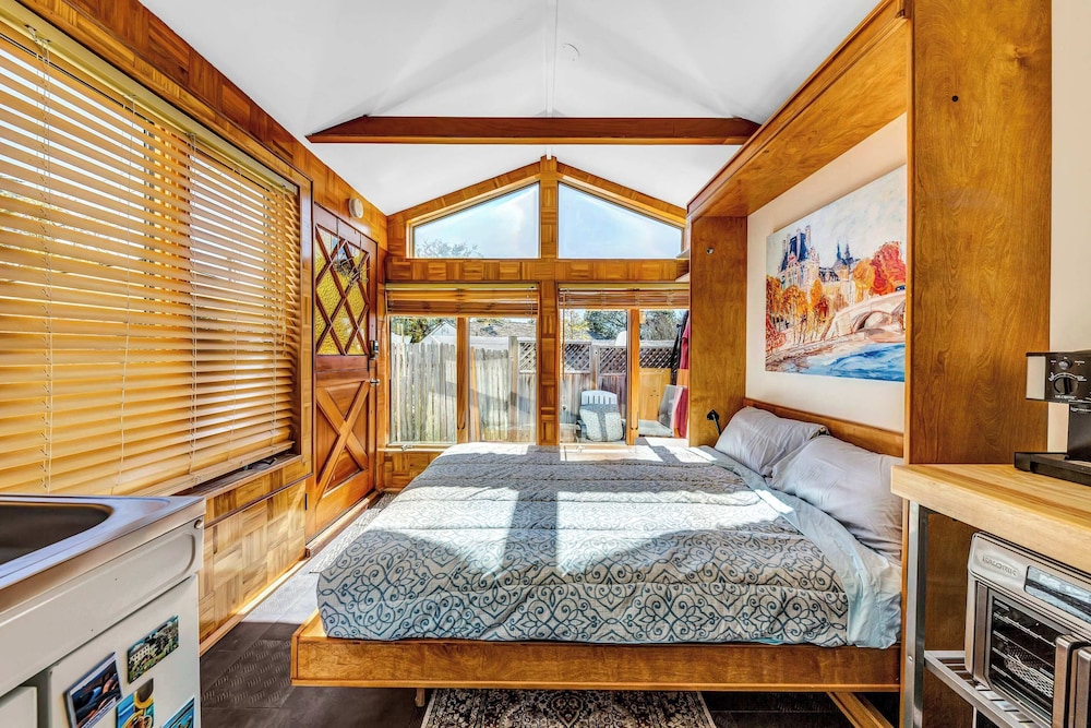 Studio, Patio, Garden View (Snuggle Inn) photo 1
