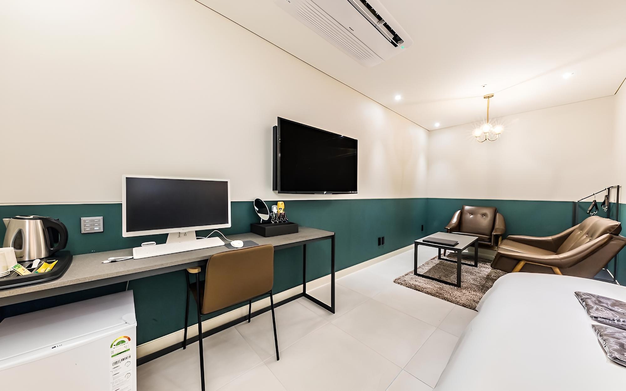 Room (Private room (non-smoking massage cha) - Photo 5