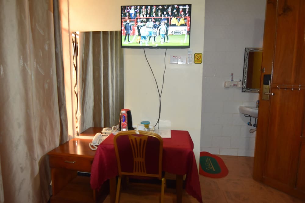 Deluxe Double Room photo 3
