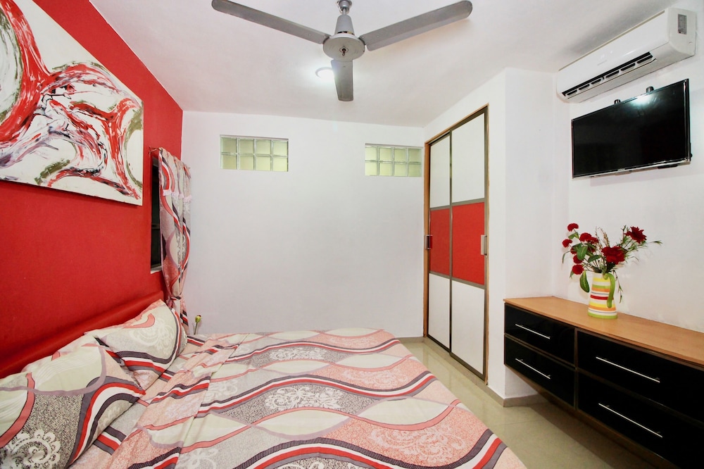 Praia 2, 3 Bedrooms, 2 Bath Apartment