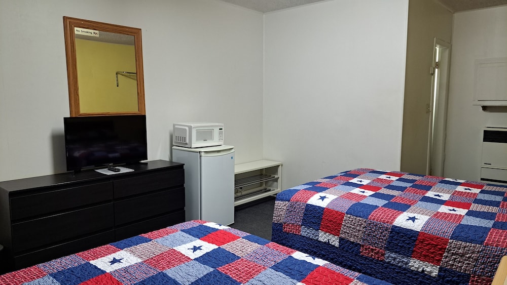 Classic Double Room, 2 Double Beds photo 2