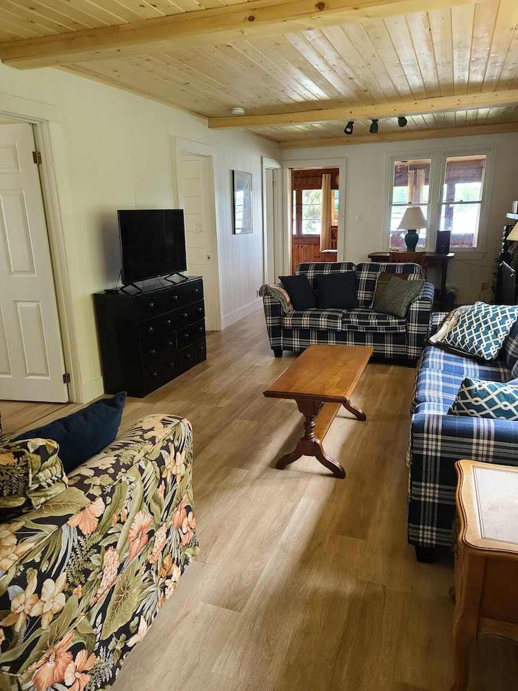 Basic Cottage photo 3