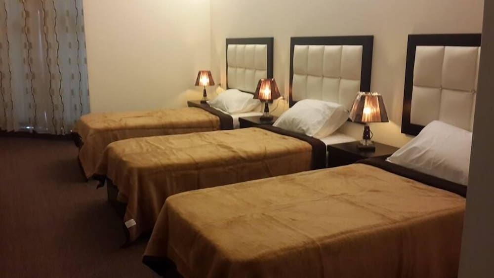 Triple Room, City View photo 2