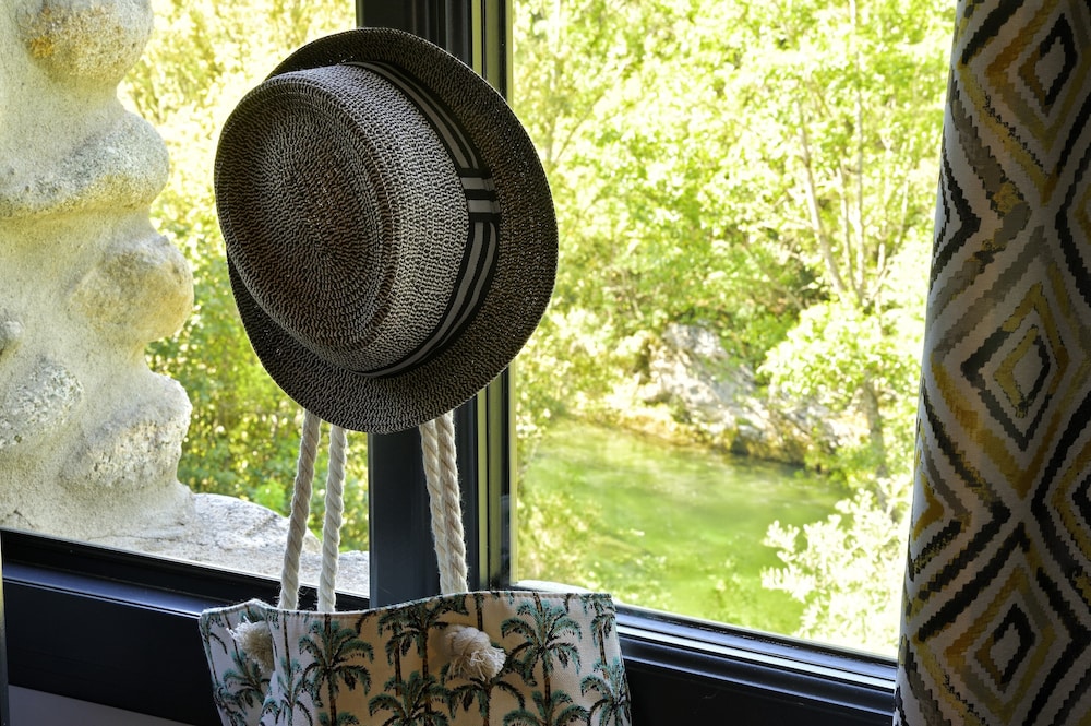 Standard Room, River View photo 2