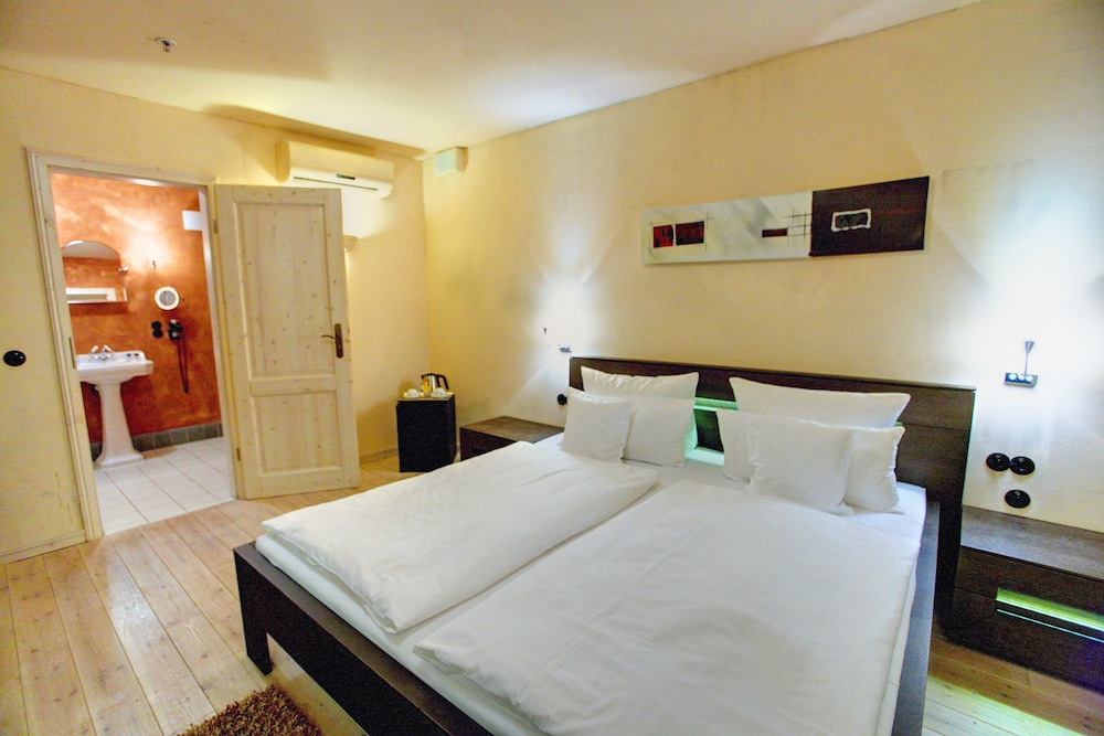 Premium Double Room photo 2