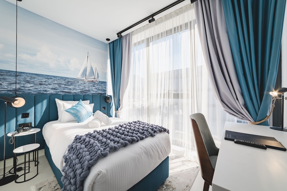 Classic Single Room