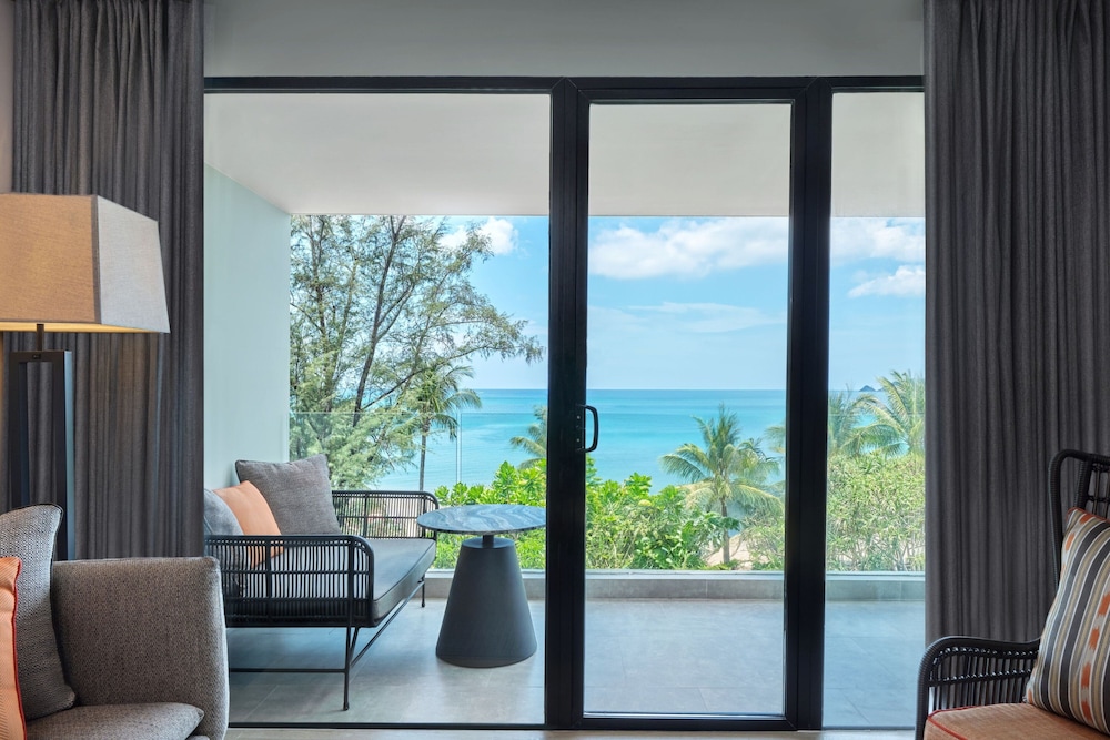 Suite, 1 Bedroom, Ocean View - Photo 8