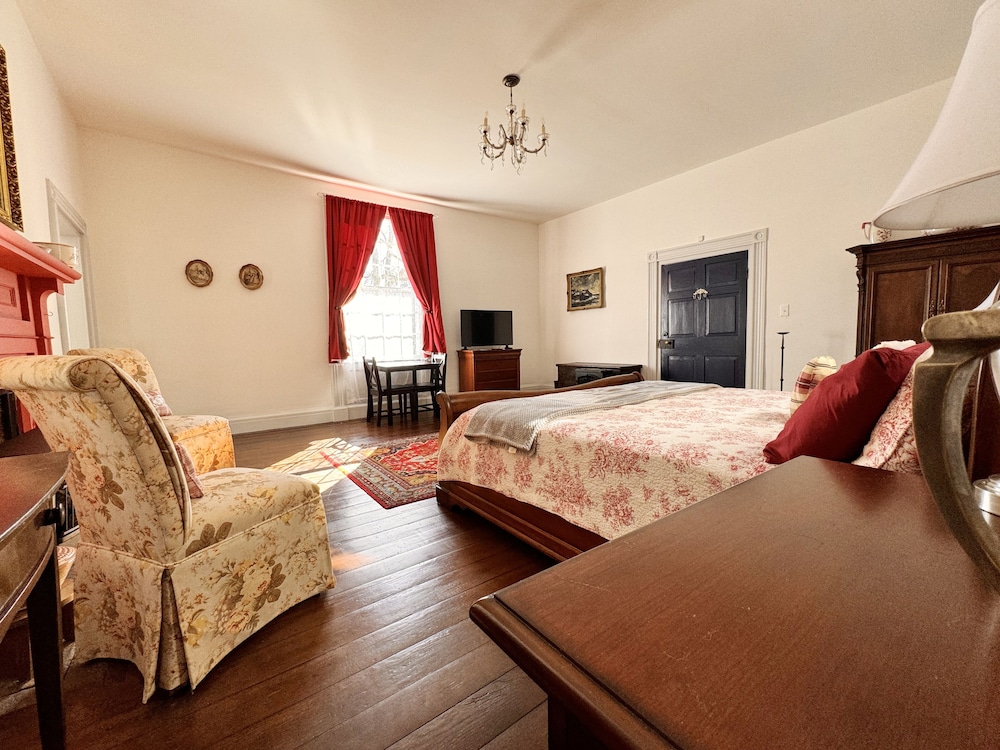 The Old Miss Suite photo 1