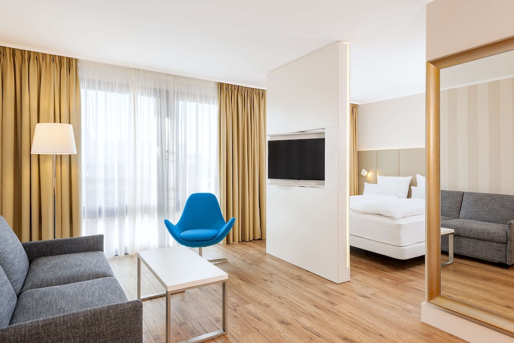 Junior Suite, Courtyard Area (Extra Bed 3 adults)