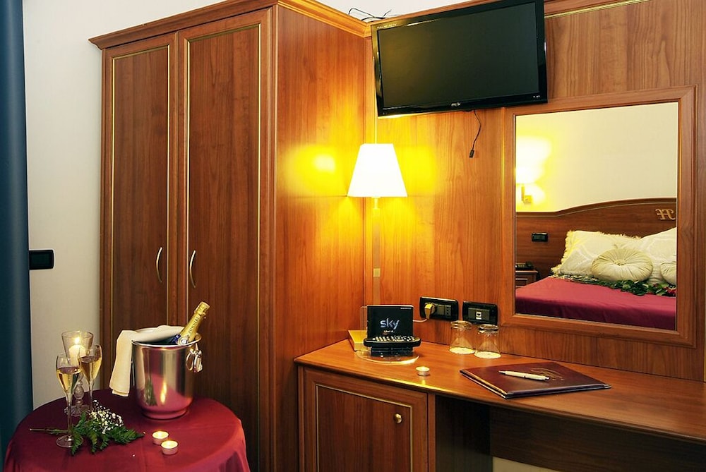Superior Double Room - Photo 1