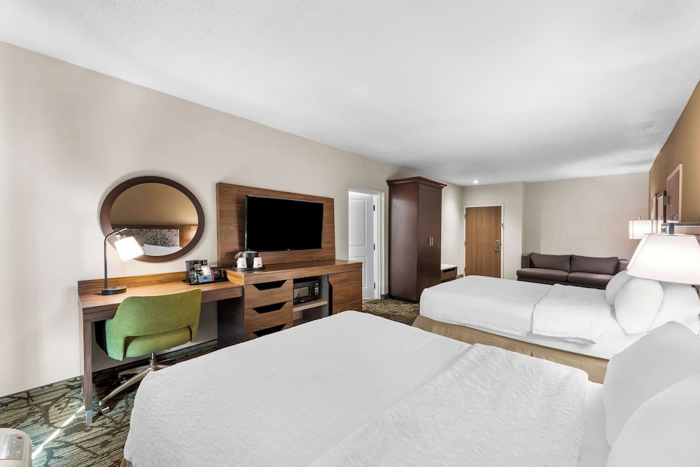 Room, 2 Queens and 1 Sofa Bed, Accessible, Nonsmoking - Photo 1