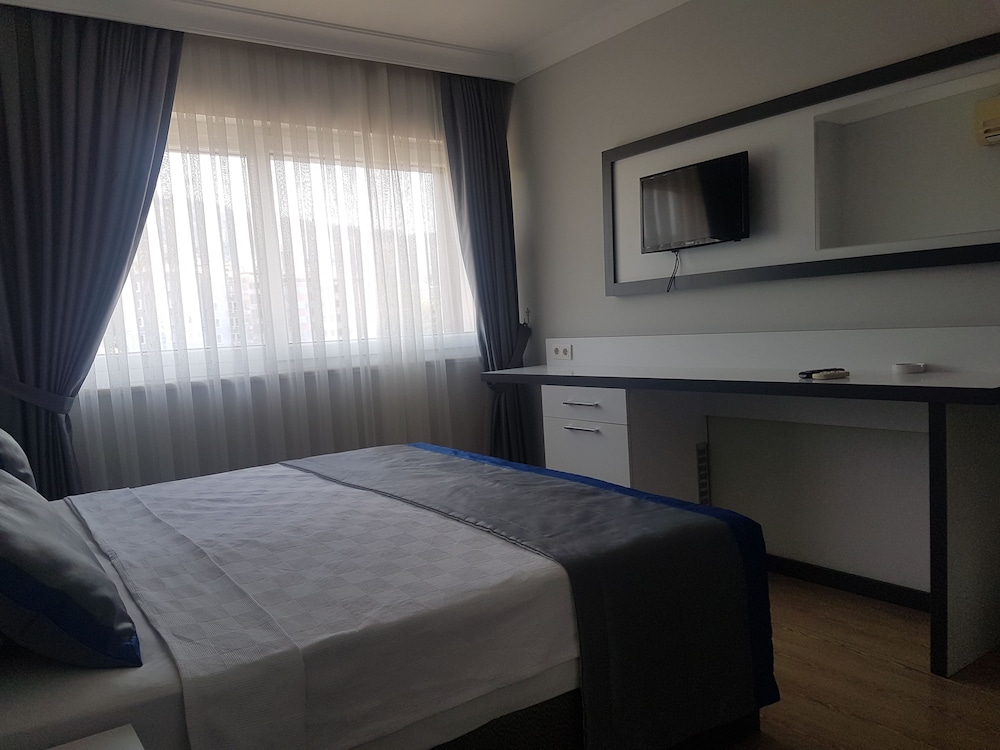 Standard Double or Twin Room, 1 Bedroom, Smoking photo 2