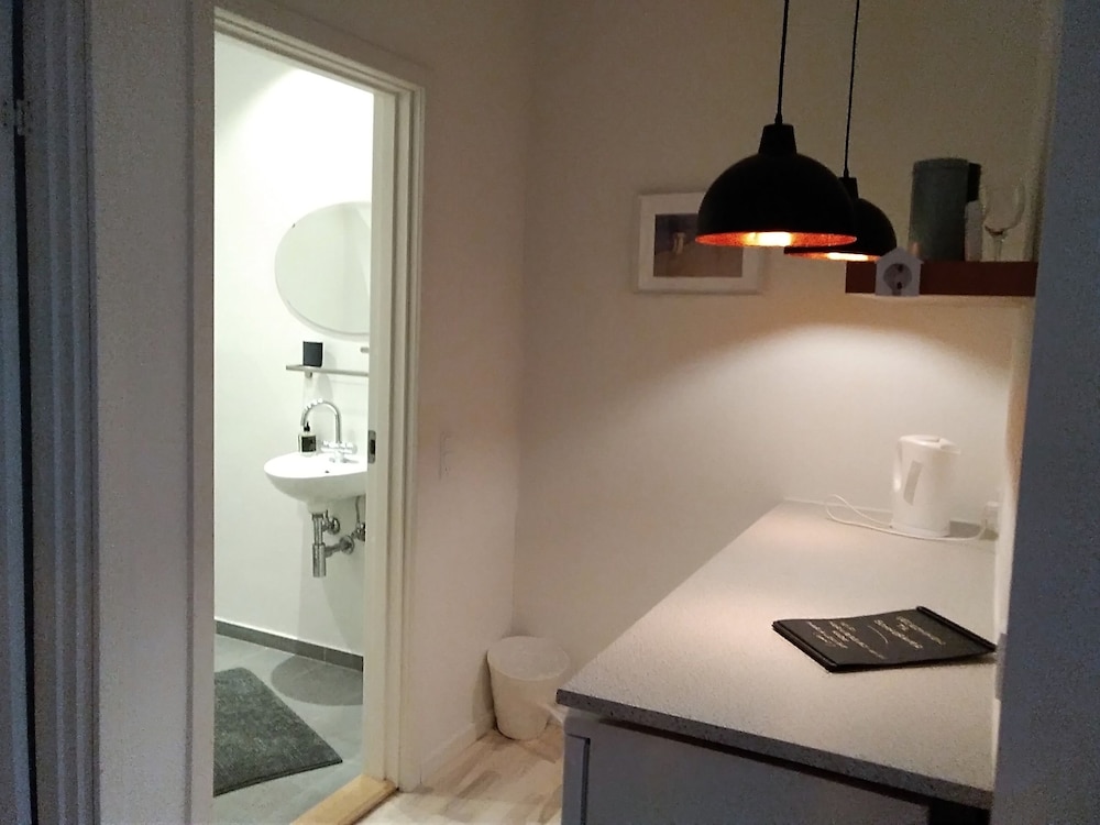 Double Room, 2 Twin Beds, Private Bathroom photo 3